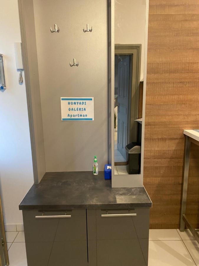 Hunyady Gallery Apartment 부다페스트 외부 사진